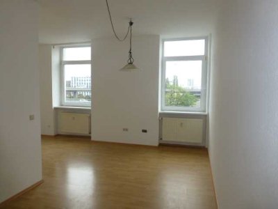Sehr helle, renovierte Etagenwohnung im renovierten Altbau im Jungbusch!