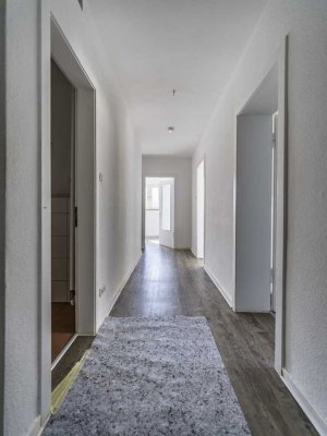WOW *PAUL & PARTNER* GUT GESCHNITTENE WOHNUNG - WIRD FÜR SIE FRISCH RENOVIERT !