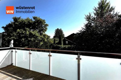 Zweifamilienhaus auf großem Grundstück in Waldperlach mit Sauna, modernem Pool und viel Potenzial