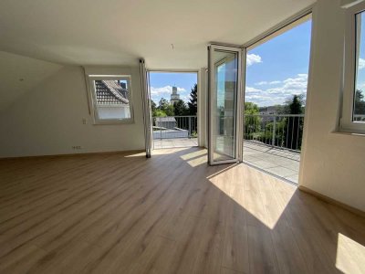 Sonnen Dachterrasse mit Blick auf den Rathausturm