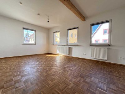 Charmant & saniert: EG-Wohnung mit gemeinschaftlichem Garten