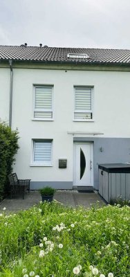 *SOFORT VERFÜGBAR* Modernes Reihenmittelhaus in familienfreundlichem Wohngebiet