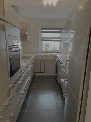 Stilvolle 3,5-Zimmer-Wohnung mit Balkon und Einbauküche in Leonberg