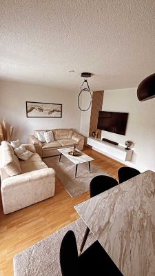 Neuwertige und Schöne 3-Raum-Wohnung 77 qm mit Balkon in Mühlacker