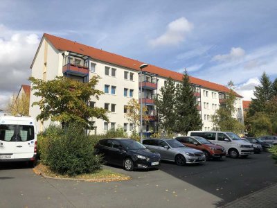 Helle und ruhige 2-Zimmer-Wohnung mit Blick ins Grüne in Gotha