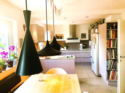 Top Luxus sanierte 5 Zimmer Maisonette-Wohnung - wohnen über 2 Etagen -