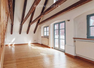 HISTORISCHES JUWEL: DENKMALGESCHÜTZTES STADTDOMIZIL MIT GARTEN
(MEHRFAMILIENHAUS)