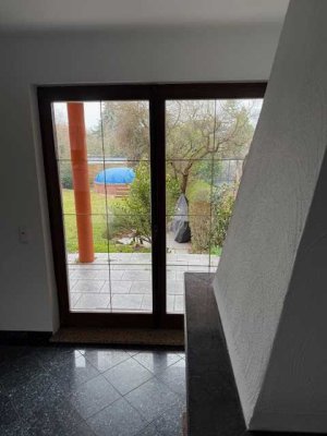 Große Wohnung (Maisonette) mit Garten in Stadtvilla Nähe Wista Adlershof
