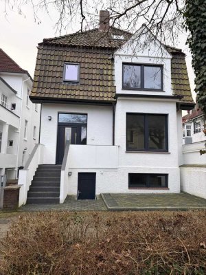 Villenviertel - elegantes Einfamilienhaus mit 6 Zimmern