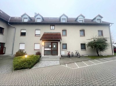 3 Zimmer DG- Wohnung für 1 Jahr zur Vermietung mit Balkon und Garage in Postbauer-Heng