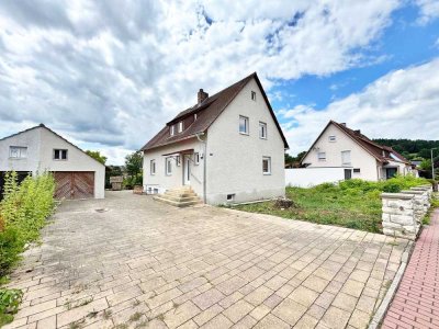 Großzügiges Einfamilienhaus mit modernem Komfort und weitläufigem Garten – ideal für Familien