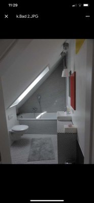 Helle 4-Zimmer Wohnung mit Balkon im 3. OG in Bad