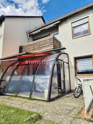 ***Charmantes Reihenmittelhaus in ruhiger Wohnlage von Selb – familienfreundlich & top gepflegt***