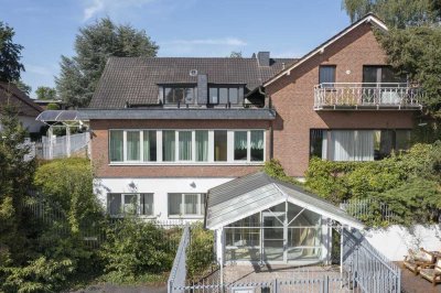 Flexibel nutzbares Anwesen mit ca. 870 m² NFL, davon 730 WFL in bester Höhenlage mit Rheinblick