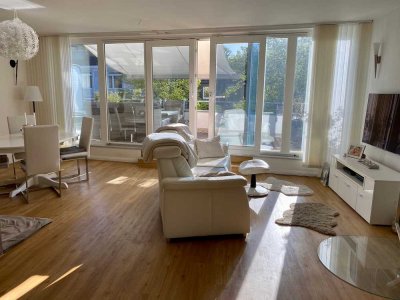 Schöne, helle Dachterrassen / Maisonette - 3 Zimmer Wohnung