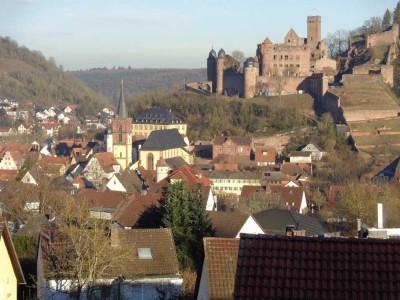 NEUER PREIS! Ihre neue Aussicht? 4-Zi.-ETW mit Balkon zentral in Wertheim