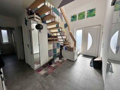 NEUWERTIGES EINFAMILIENHAUS IN GUTER LAGE!