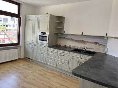 Erstbezug nach Sanierung:Stilvolle 3-Zimmer-Wohnung mit Balkon und Einbauküche mitten in Bad Nauheim