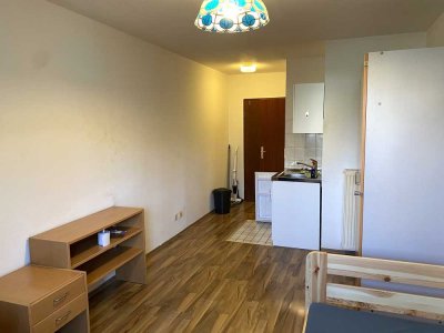 Apartment vollmöbliert mit Balkon - ab 01.07.2025