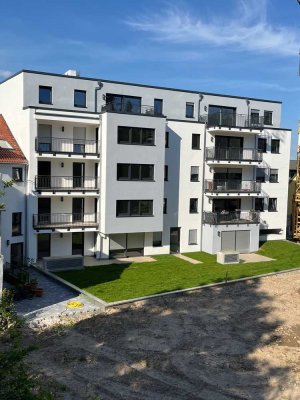 schicke, großzügige 5-Zimmerwohnung in zentraler Lage zu vermieten- kurzfristig frei