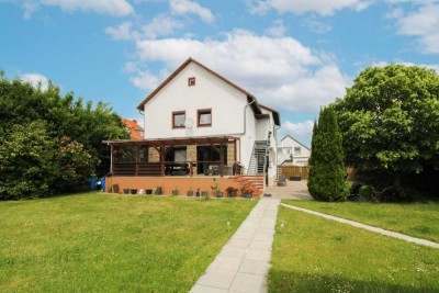Modernisiertes Einfamilienhaus mit großem Grundstück in bester Lage am Kanal in Wolfsburg-Sülfeld
