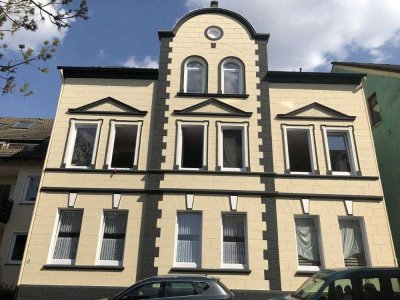 Anspruchsvolles Wohnen in Top Lage - 3ZKDB DG-Wohnung mit Gartennutzung