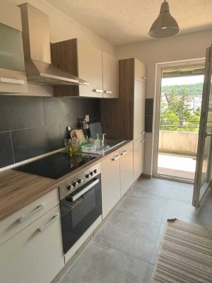 ++ Starke 5,1 % Rendite! 2-Zi-Invest in Gerlingen: Modern mit Balkon & Stellplatz  ++