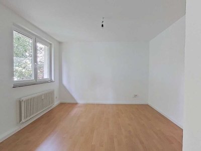 Schönes 2-Zimmer-Apartment mit modernem Wannenbad