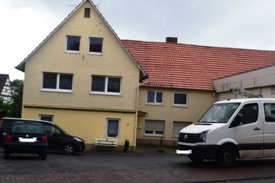Keine Käuferprovision! 
Angebot für Kapitalanleger- Mehrfamilienhaus in Lichtenfels-Goddelsheim- Mi