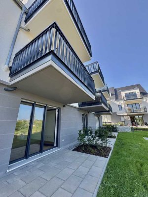 ***Wunderschöne 2-ZKB Wohnung im EG mit Terrasse/Gartenanteil***