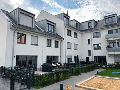 Wohntraum Stadthaus!  6 Zimmer mit  Einbauküche, Terrasse und Tiefgarage