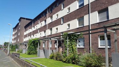 Duisburg - Wanheimerort - 2 1/2 Zimmer Loggia Wohnung  zu vermieten