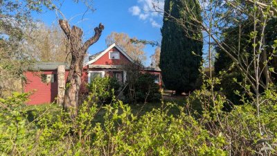Romantisches kleines Haus am See zur Pacht, ideal für Singles oder Paar