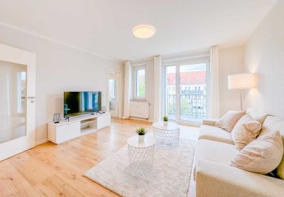 Erstbezug nach Sanierung * 2-RW * neue Vollmöblierung * moderne EBK * TG-SP * grüne Lage * TOP