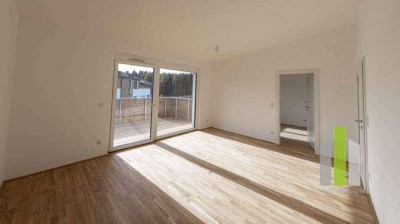 Moderne 2-Zimmer-Dachgeschosswohnung in Perwang am Grabensee