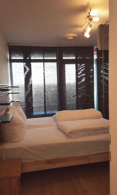 Möblierte 3-Zimmer-Wohnung mit Balkon und Einbauküche in Köln