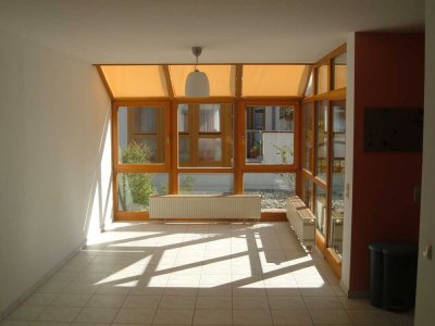 Geräumige Wohnung mit zwei Zimmern zur Miete in Nackenheim
