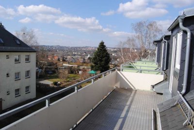 helle und ruhige Singewohnung im Dach mit super sonnigem Balkon