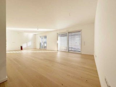 EP ESTATE - Exklusive 4- Zimmer- Erdgeschoßwohnung mit Terrasse in Köln / Junkersdorf