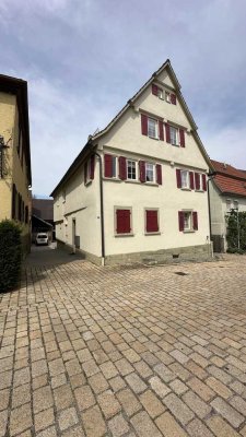 Kapitalanlage Denkmalschutz und Möglichkeit zum Bau eines neuen Hauses auf dem Grundstück.