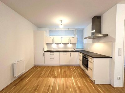 Sehr schöne Single-Wohnung inkl. schöner Küche und Loggia | Nähe U1 Donauzentrum
