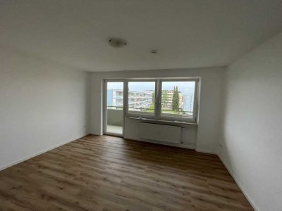 1-Zimmer-Appartement mit Küchenzeile und überdachtem Südbalkon