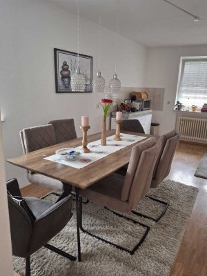 Schöne 3 Zimmerwohnung mit Balkon in Calmbach