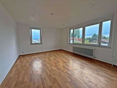 Gepflegte 2-Zimmer-Wohnung inkl. Außenstellplatz in ruhiger Wohngegend