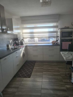 Vollständig renovierte 3-Zimmer-Wohnung mit EBK in Ladenburg