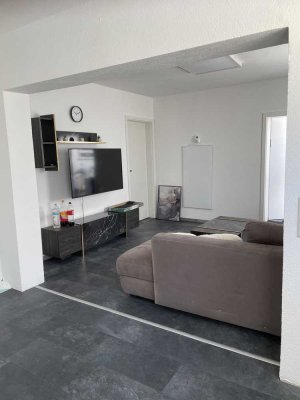 Neuwertige 2-Raum-Wohnung Möbeliert in Crailsheim/Jasgtheim