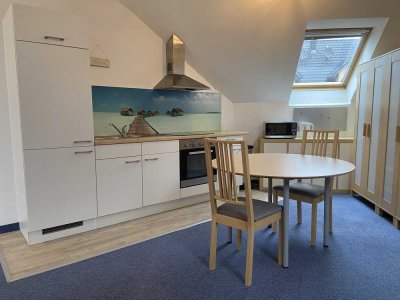Bright Apartment, 50qm, Wifi included, fully furnished, for one person