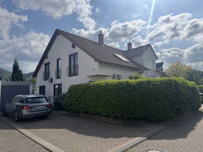 Moderne Doppelhaushälfte – Saniert mit hochwertiger Ausstattung