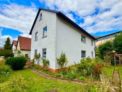 Solides Einfamilienhaus mit Garten im schönen Kronacher OT Friesen