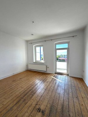 Wunderschöne Balkonwohnung in Stadtnähe!